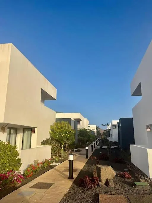 La Sal - Two Double Bedroom Apartment Lajares