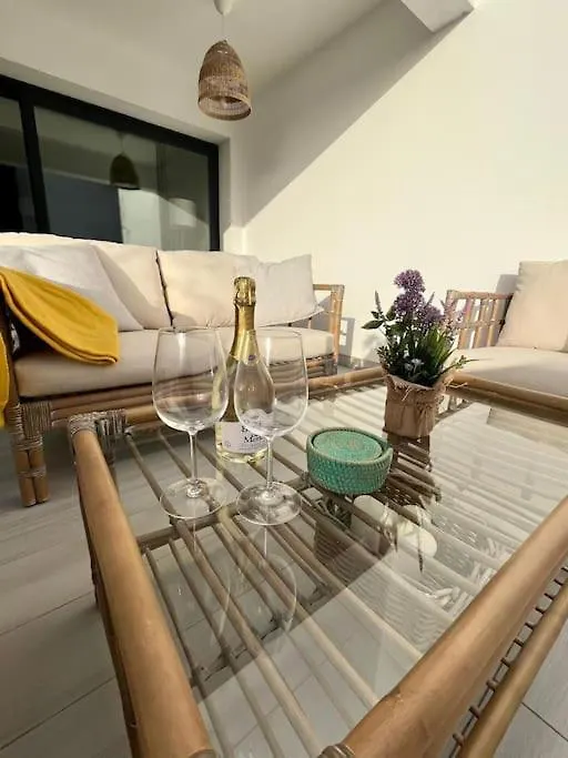 La Sal - Two Double Bedroom Apartment Lajares