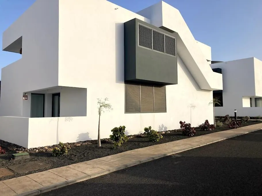 La Sal - Two Double Bedroom Apartment Lajares